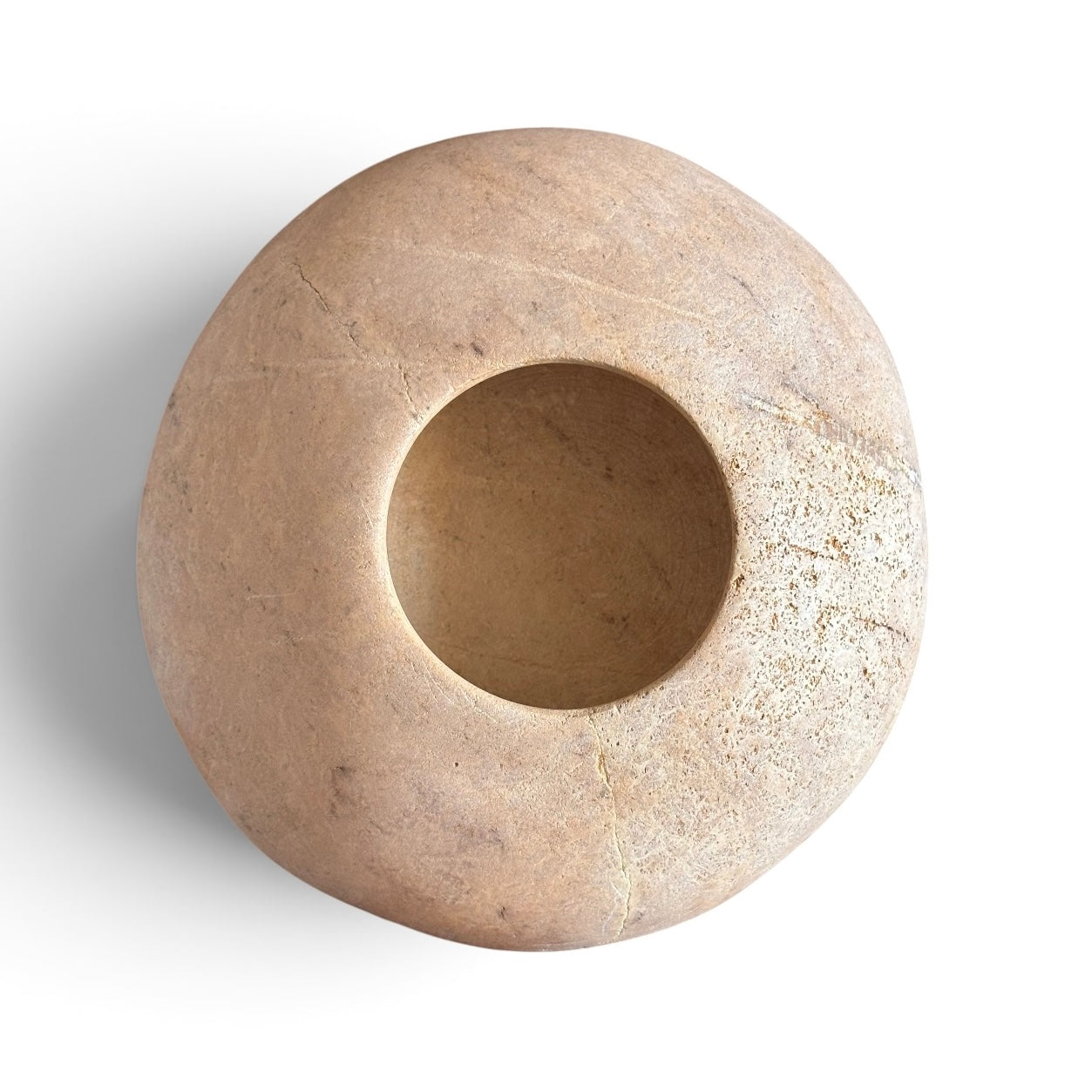 Vaso orgânico em pedra sabão
