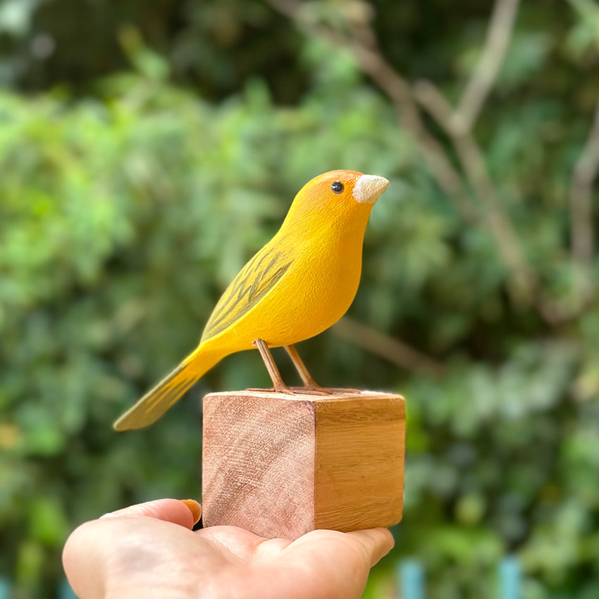 Pássaro em madeira - Canário da terra