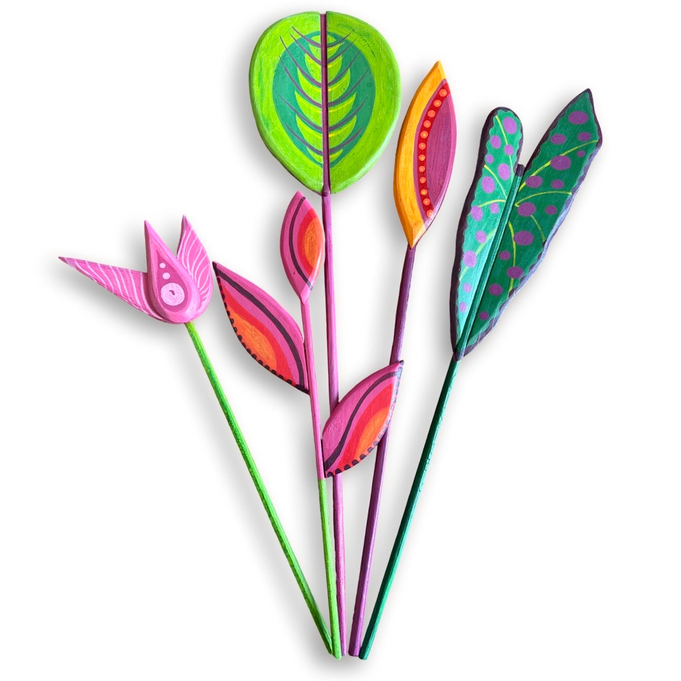 Buquê com 5 plantas em madeira pintadas a mão