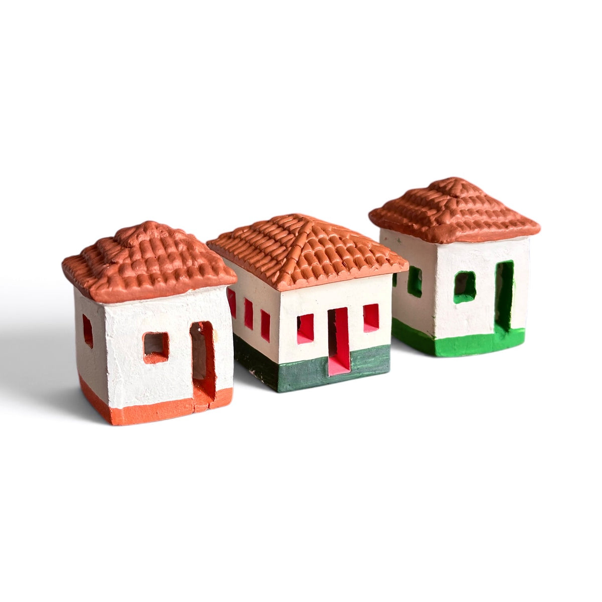 Trio de casinhas em cerâmica - Vale do Jequitinhonha