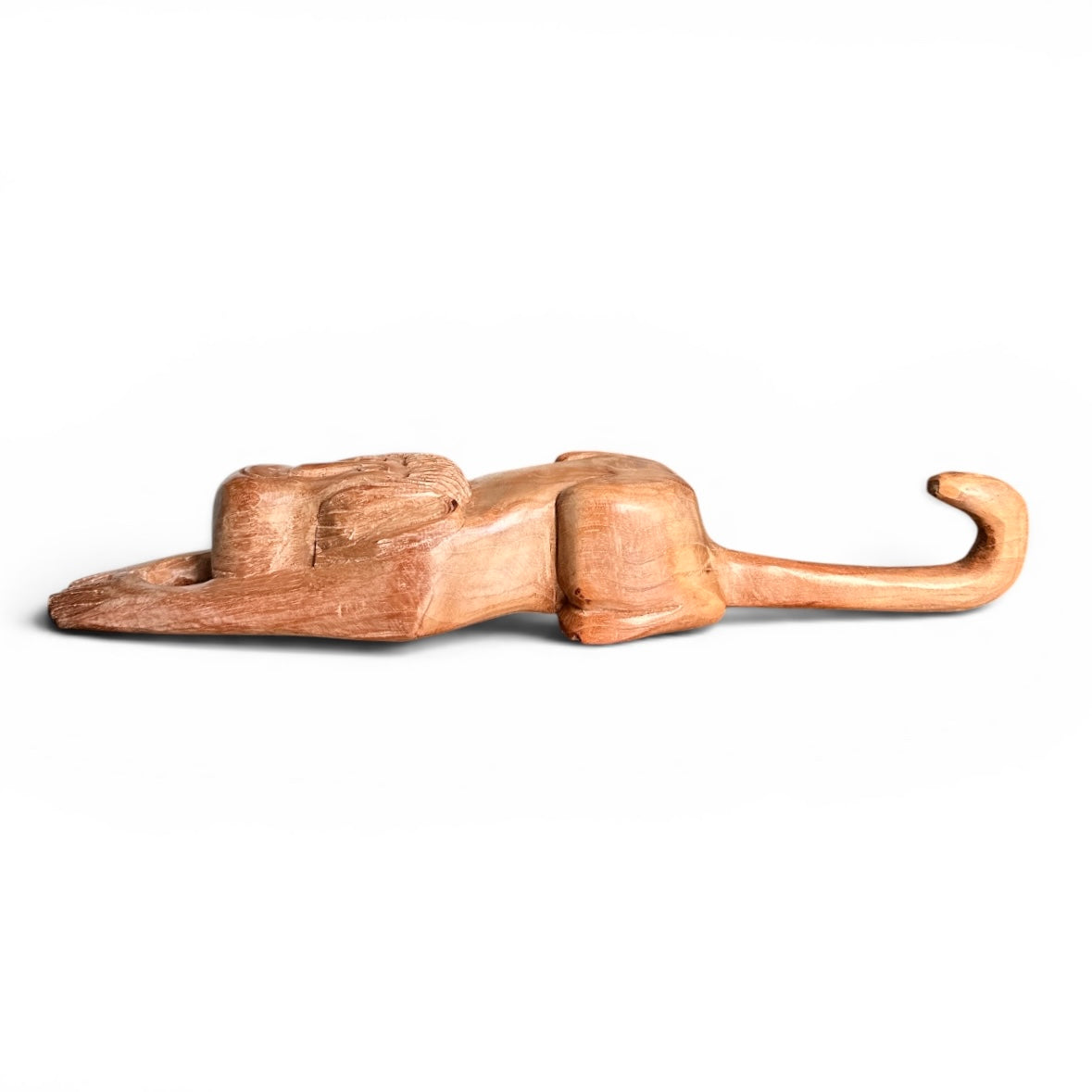 Macaco com rabo pra cima - Juliana Julião