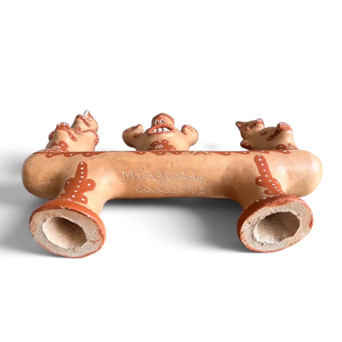 Escultura com cabeças em cerâmica - Margarida Pereira