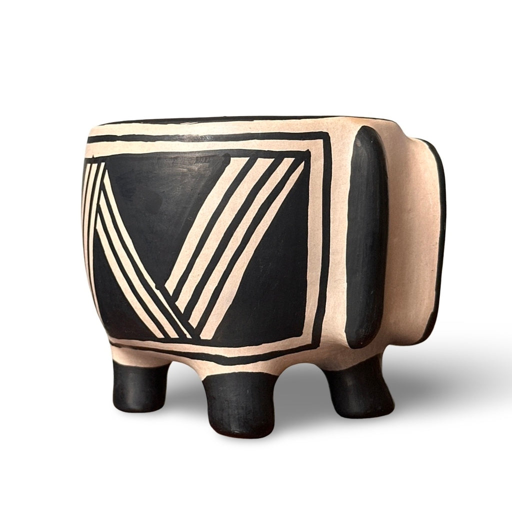 Pote Mini Yerupoho com pintura corporal - Etnia Waurá