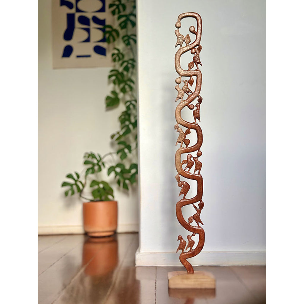 Totem em madeira 96cm - Família Julião