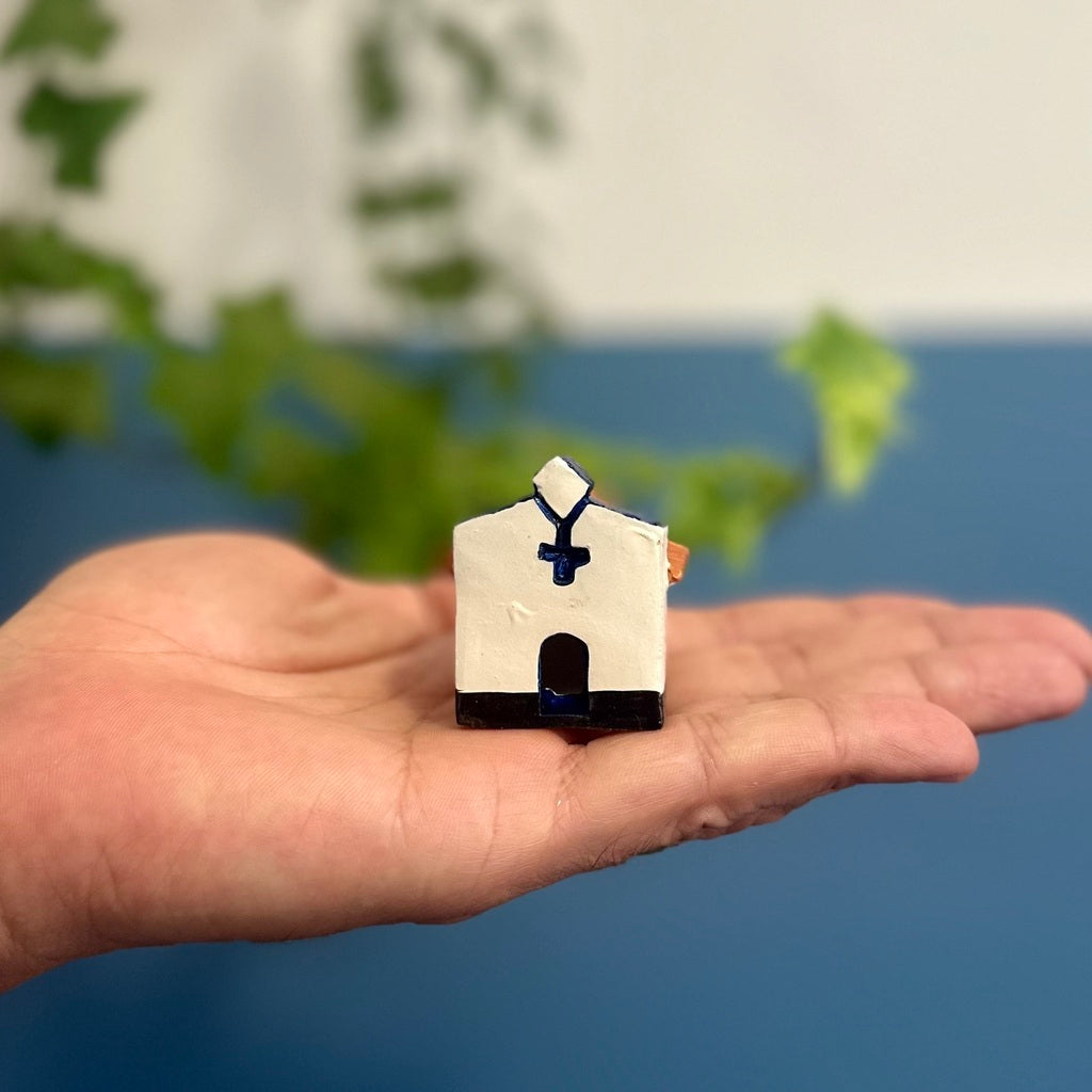 Mini Igrejinha em cerâmica - Vale do Jequitinhonha