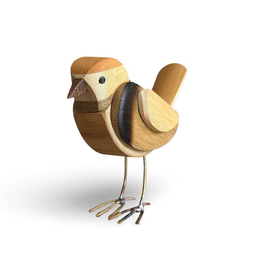 Pássaro em bambu e madeiras variadas