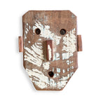 Máscara em madeiras variadas