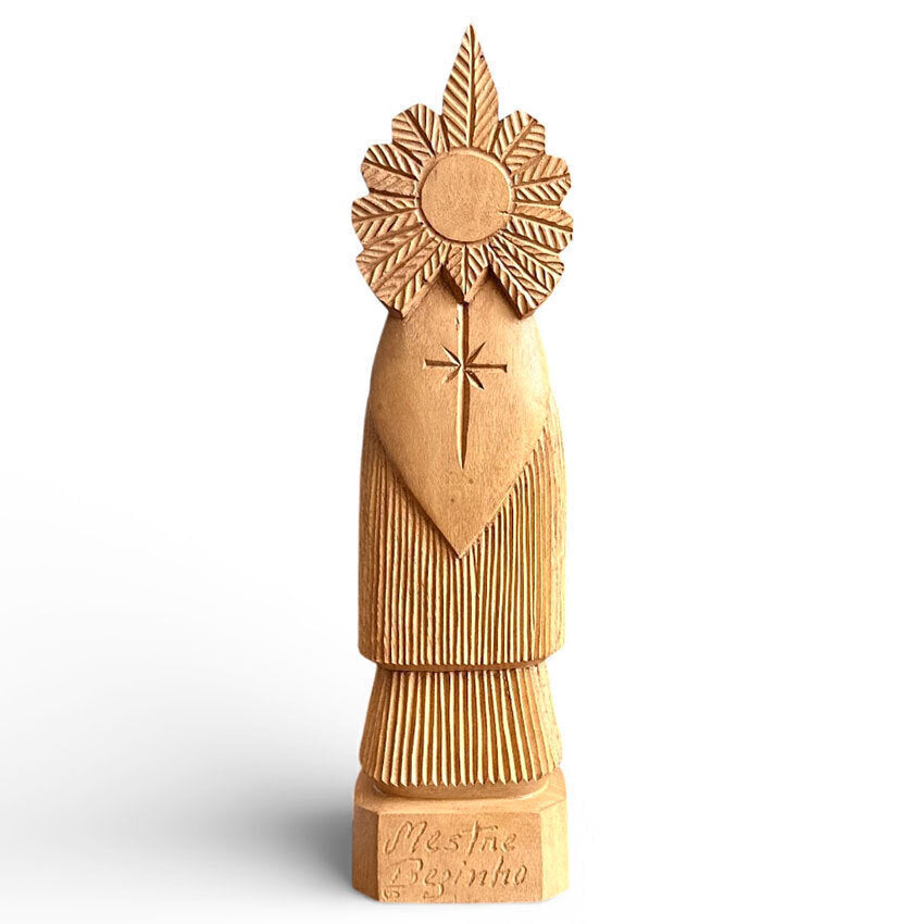 Escultura Praiá em madeira M - Mestre Bezinho Kambiwá