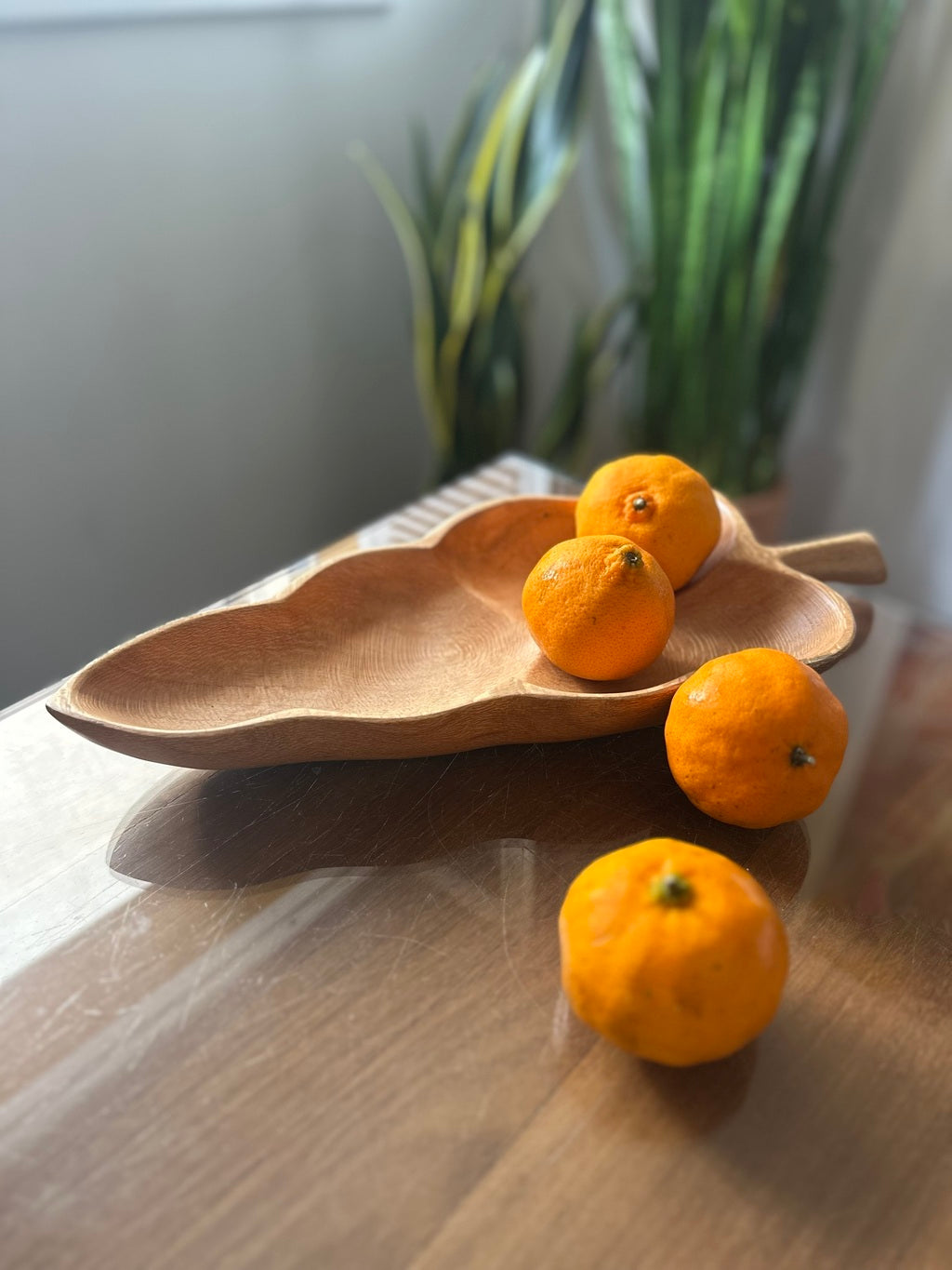 Travessa folha em madeira