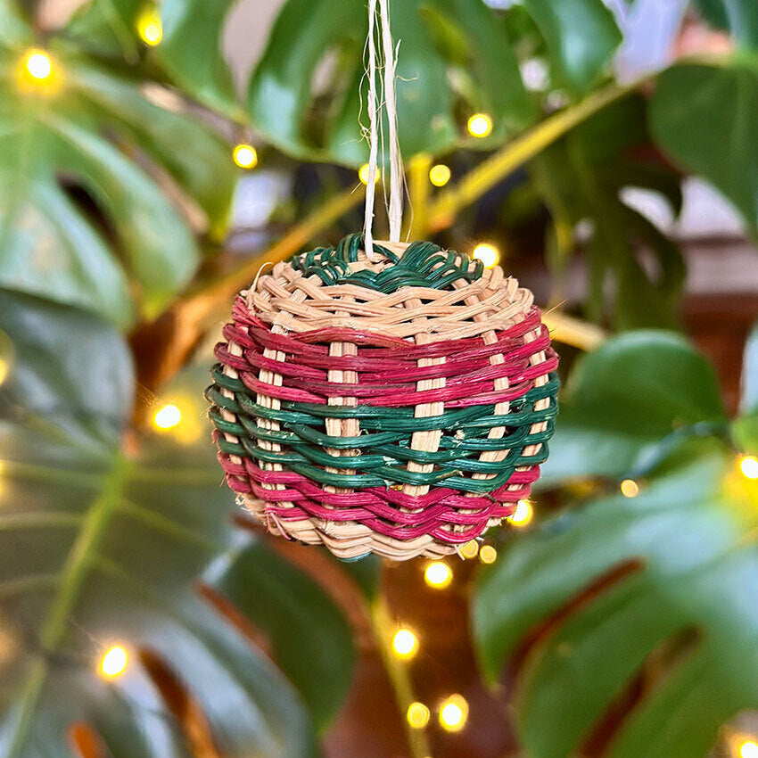 Bola decorativa em cipó Ambé