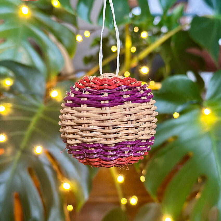 Bola decorativa em cipó Ambé