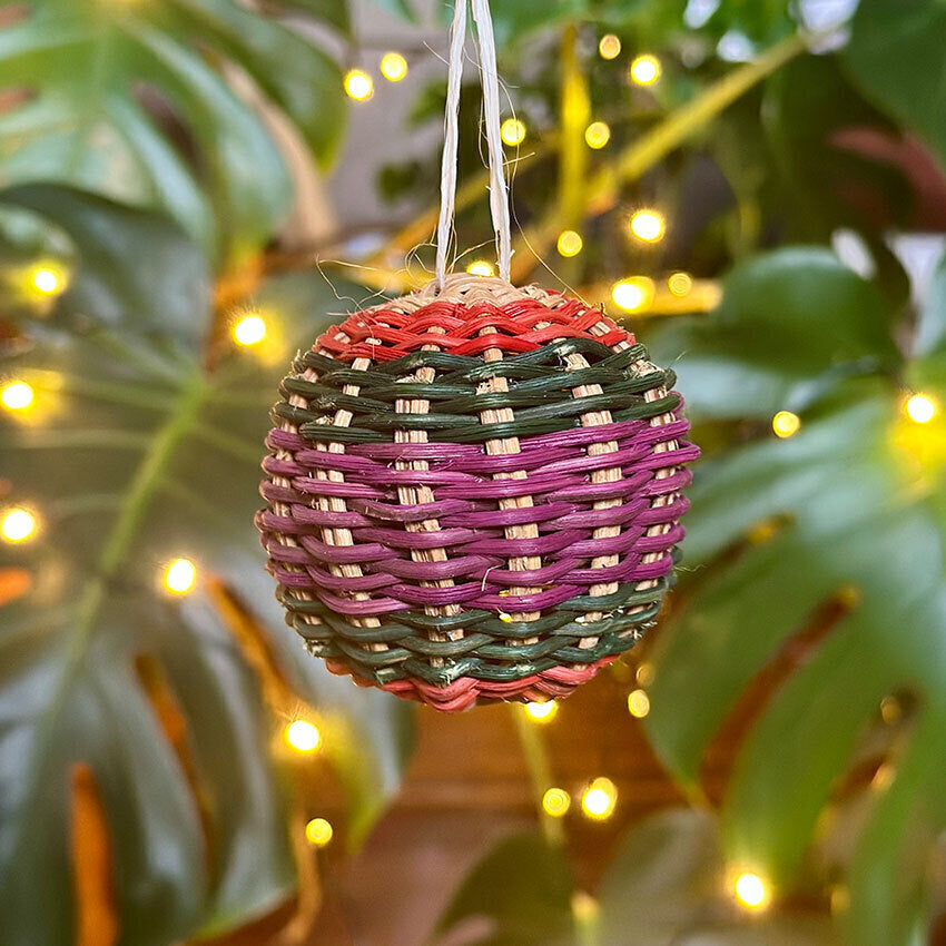 Bola decorativa em cipó Ambé