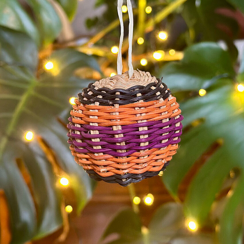 Bola decorativa em cipó Ambé