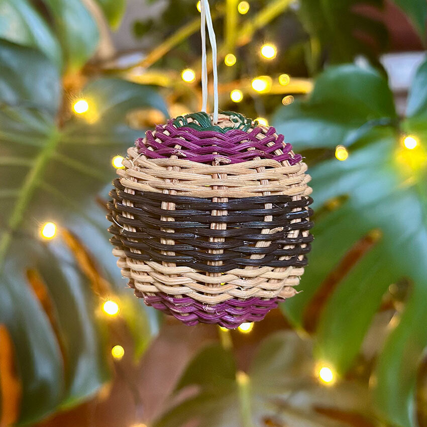 Bola decorativa em cipó Ambé