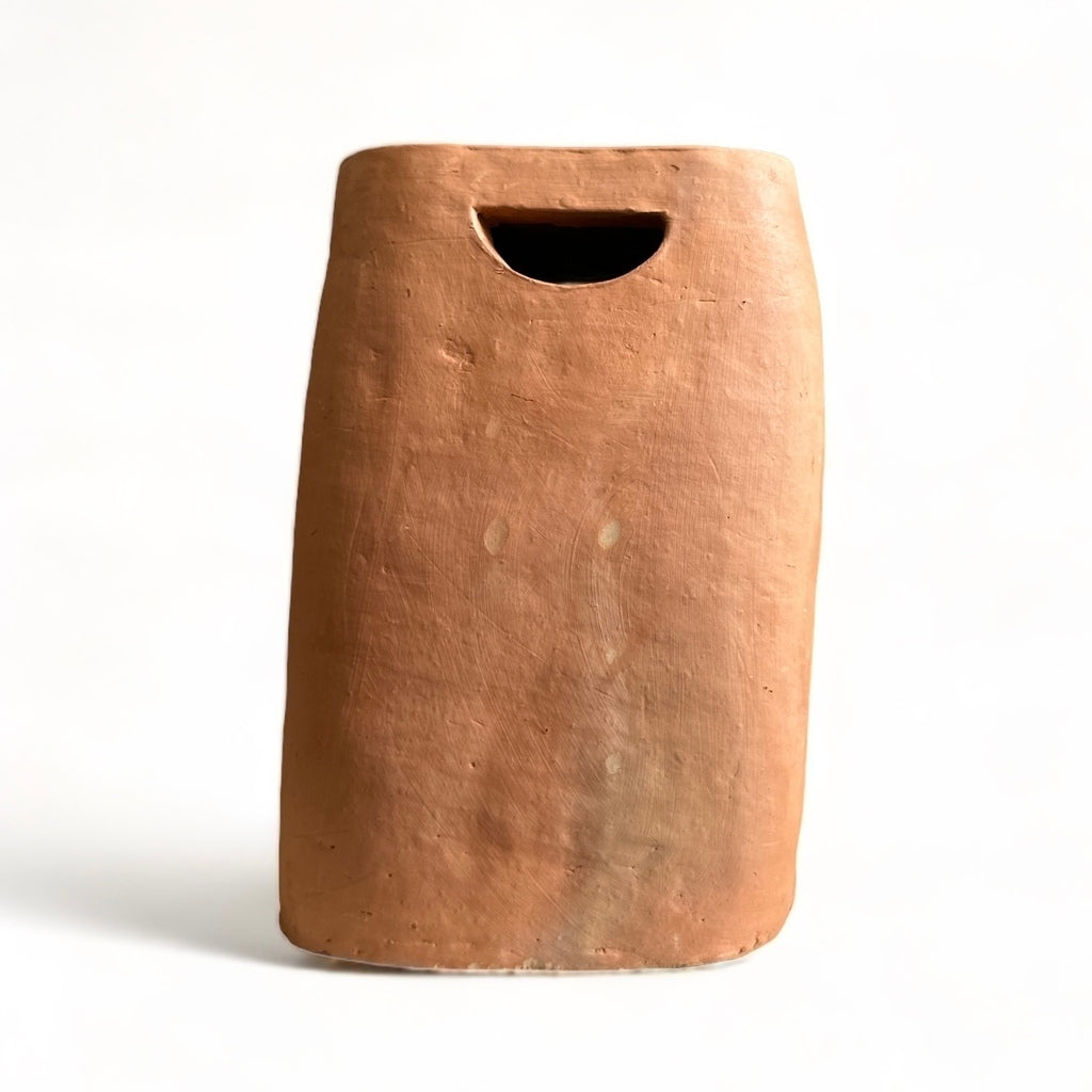 Banco Cupinzeiro em cerâmica rústica