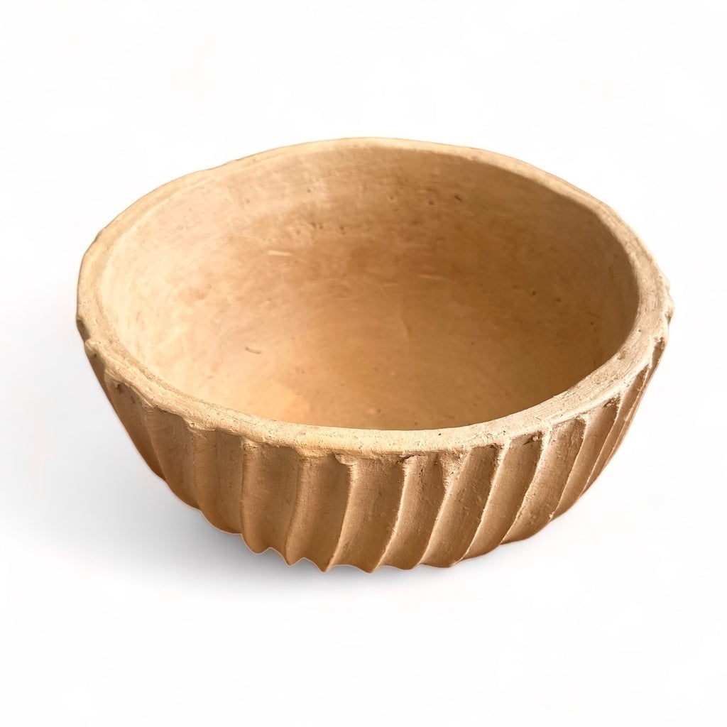 Vaso em cerâmica rústica cuia frisada - Cleuza Eugênia