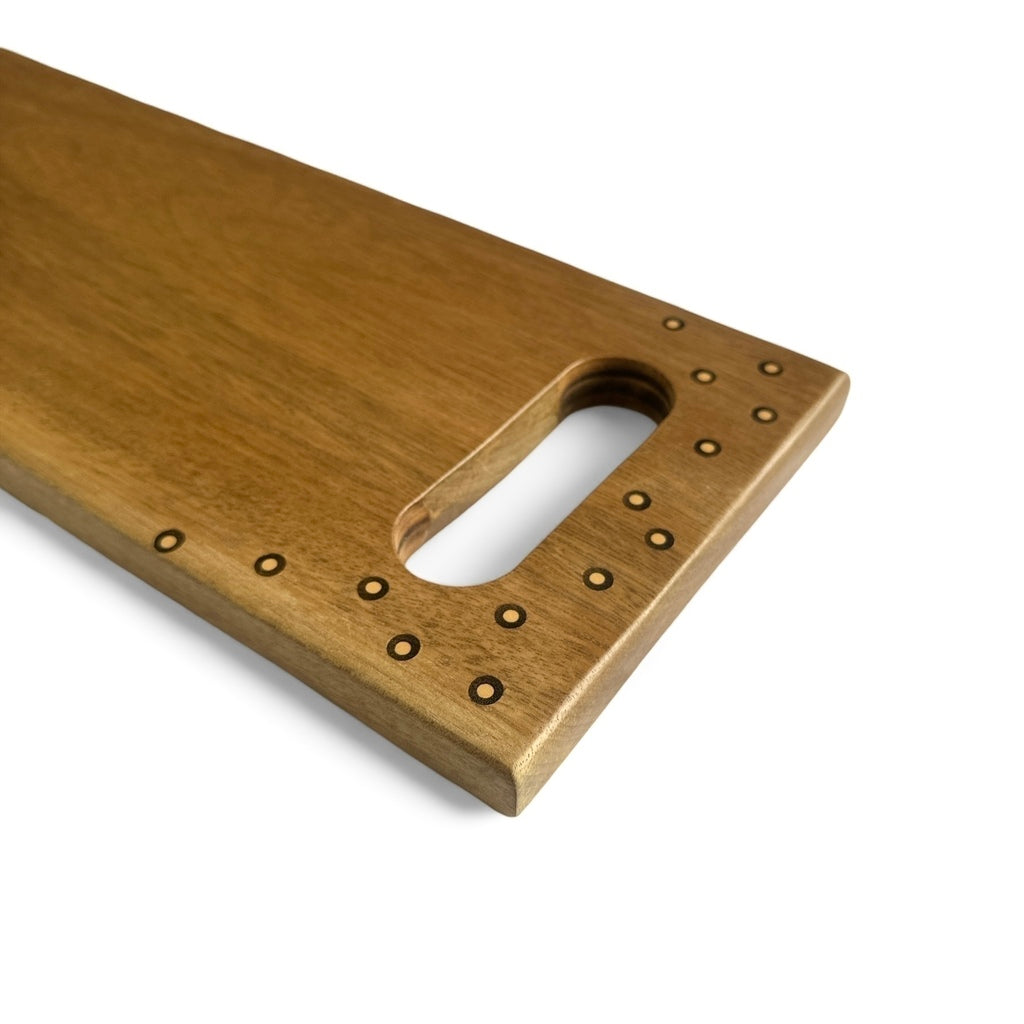 Tábua retangular de madeira com marchetaria