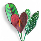 Buquê com 3 plantas em madeira pintadas a mão