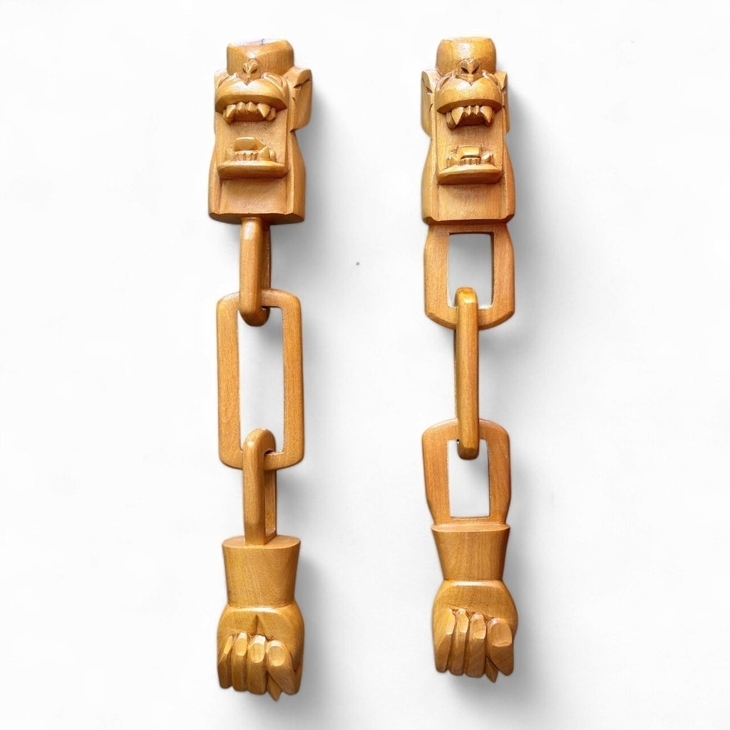 Escultura de parede Carranca e Figa - Mestre Bezinho Kambiwá