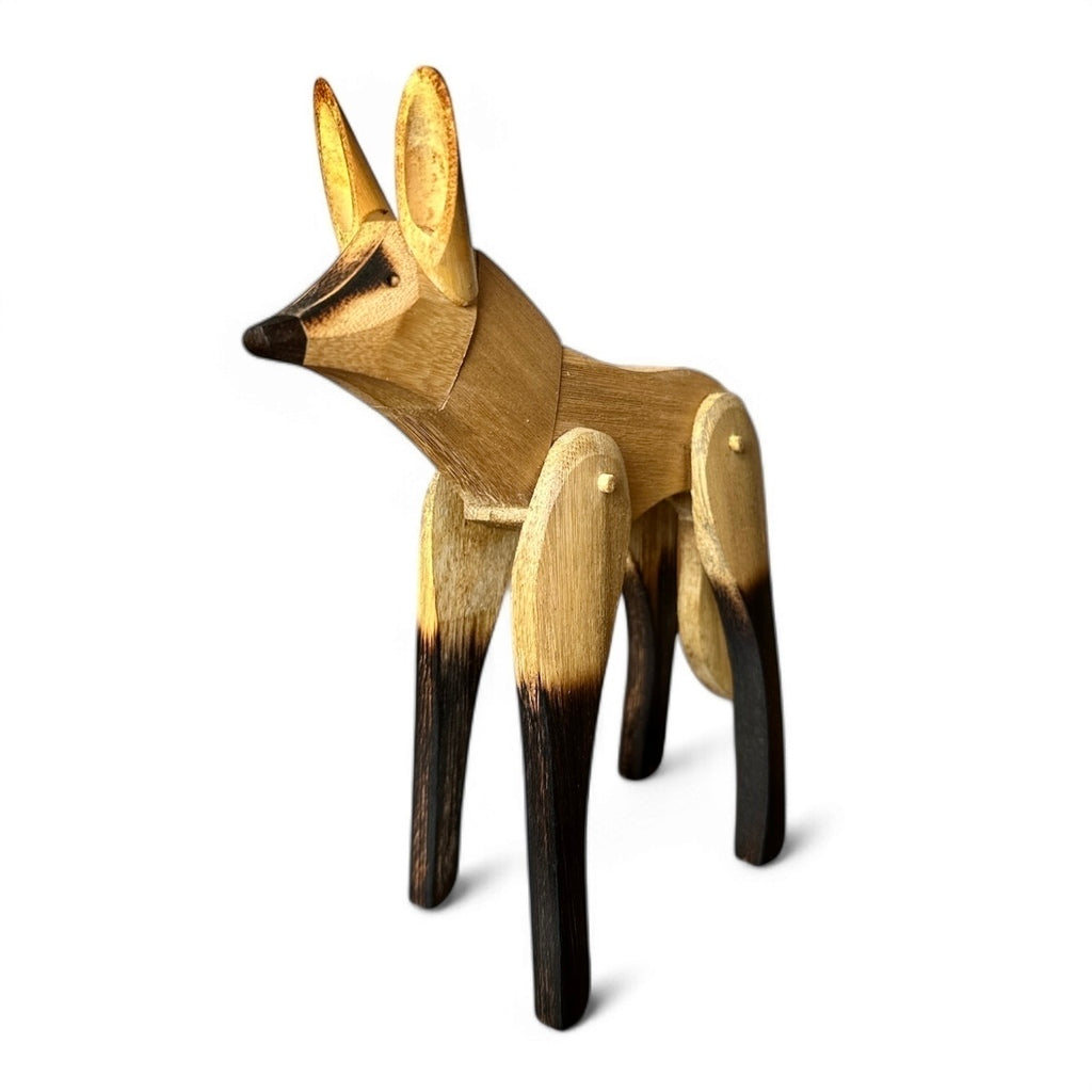 Escultura Lobo Guará em Bambu