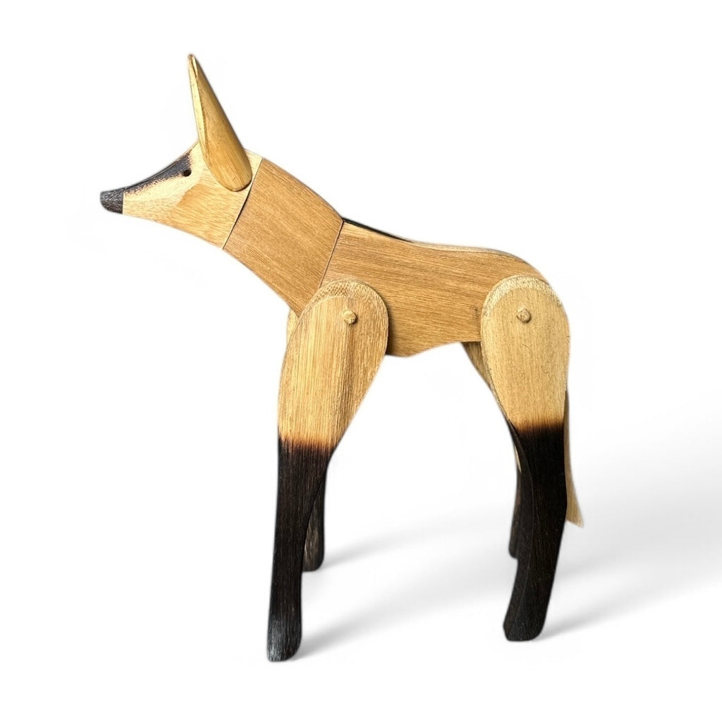 Escultura Lobo Guará em Bambu