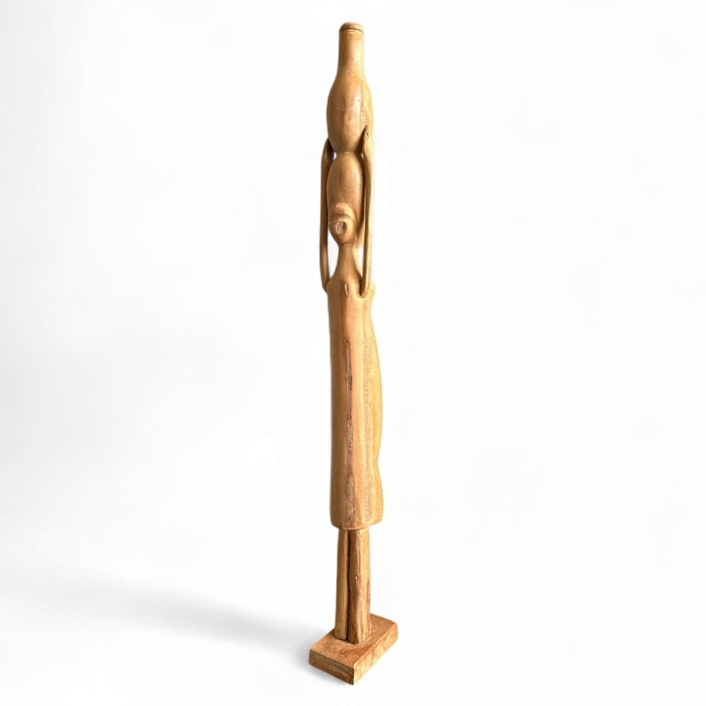 Escultura Mulher em Madeira G - Carlos Roberto