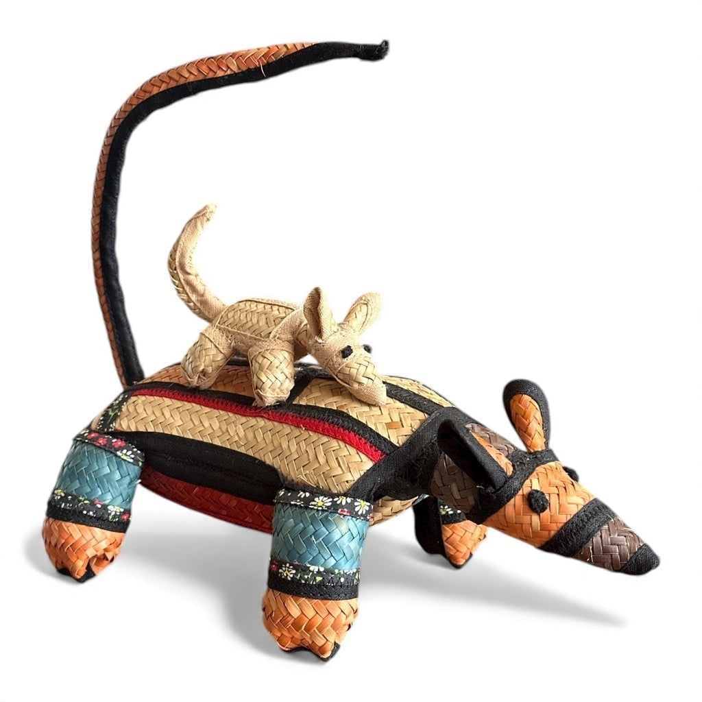 Gambá em palha de Indaiá