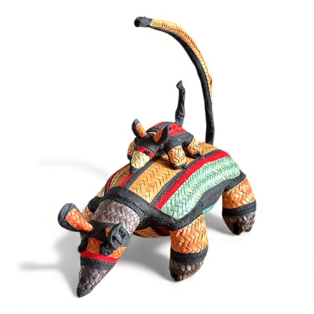 Gambá em palha de Indaiá