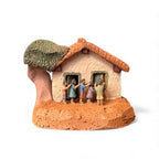 Casinha rosa em miniatura com brincadeira Passa Passarás - Claudio Henrique