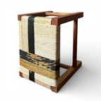 Banquinho retangular em madeira e palha trançada