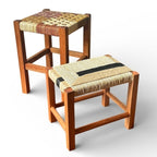 Banquinho retangular em madeira e palha trançada