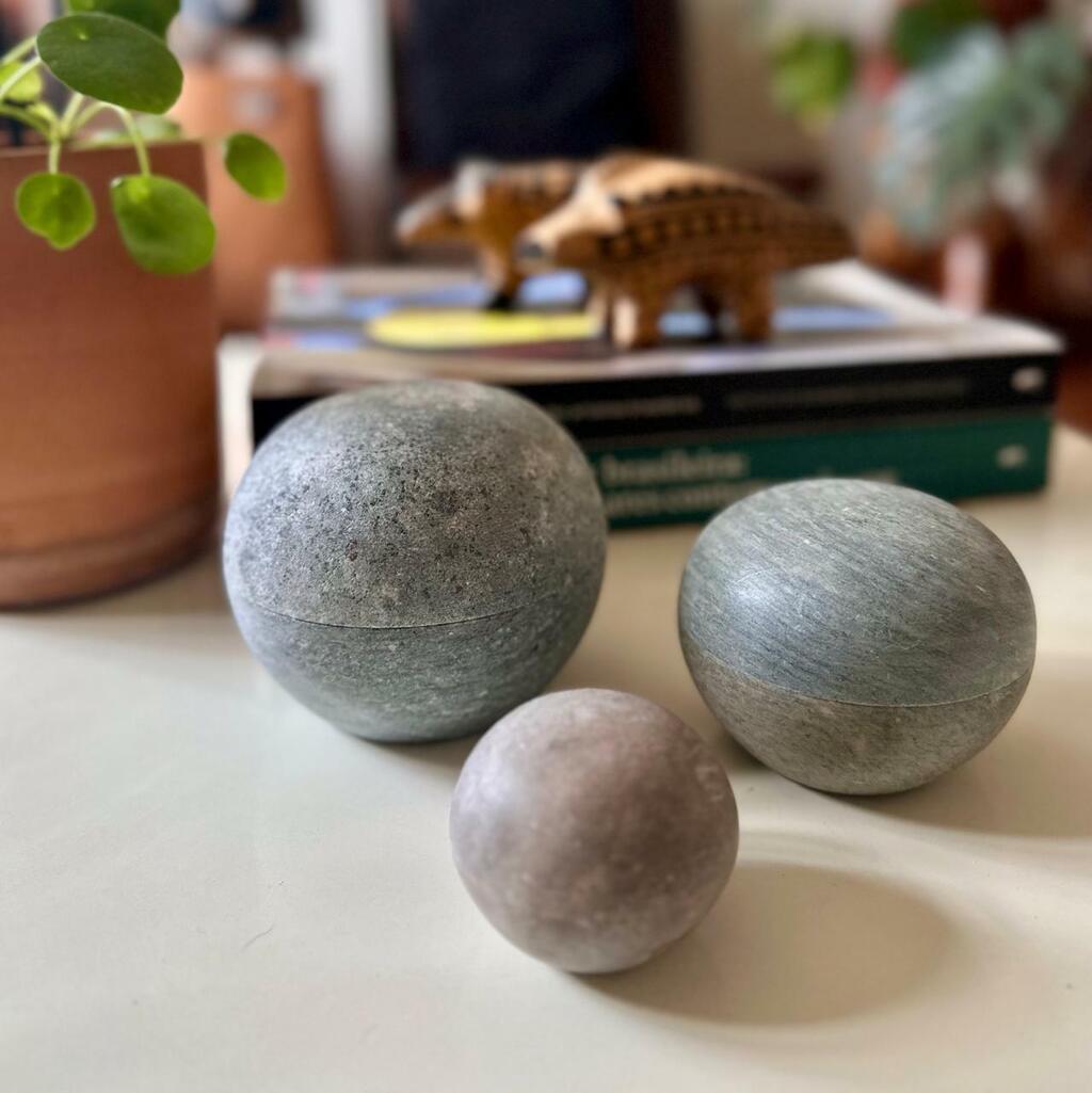 Trio de Potes Bola em pedra sabão